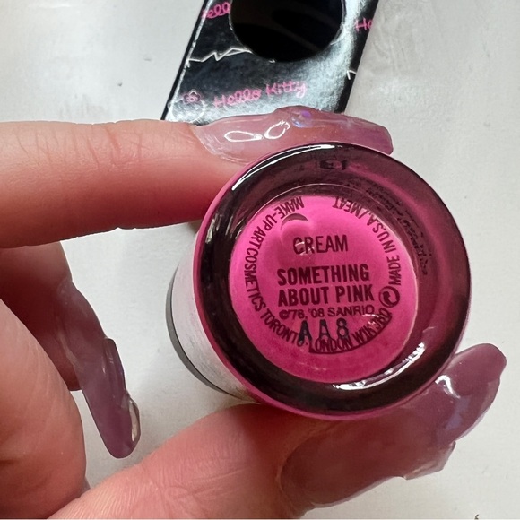 Rare mac hello kitty nail polish “something about pink” - Picture 3 of 4